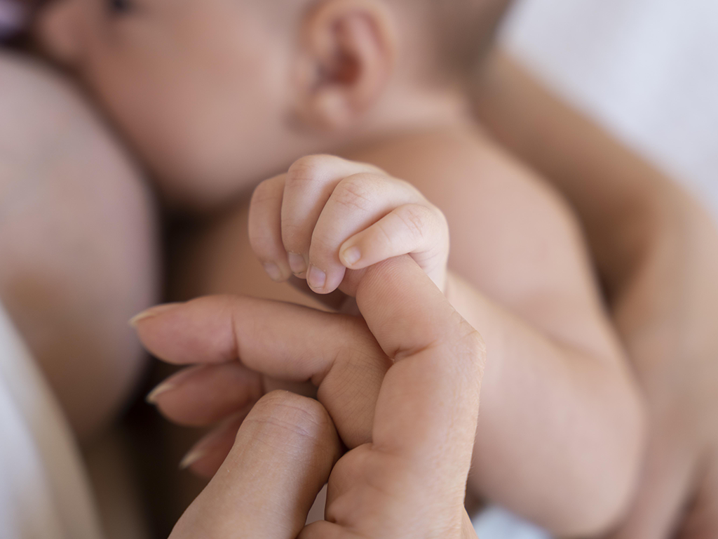 osteopathe_montaigu_bouffere-post-partum_pediatrie_bebe_allaitement